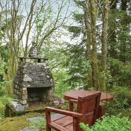 Beautiful In W/ Sauna, Wifi And 3 Bedrooms Nyaraló Alversund